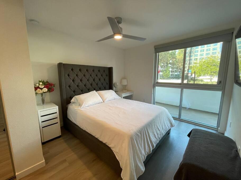 Luxurious Apartment Bardeen New Port Beach 1 Bedroom Ірвайн Екстер'єр фото